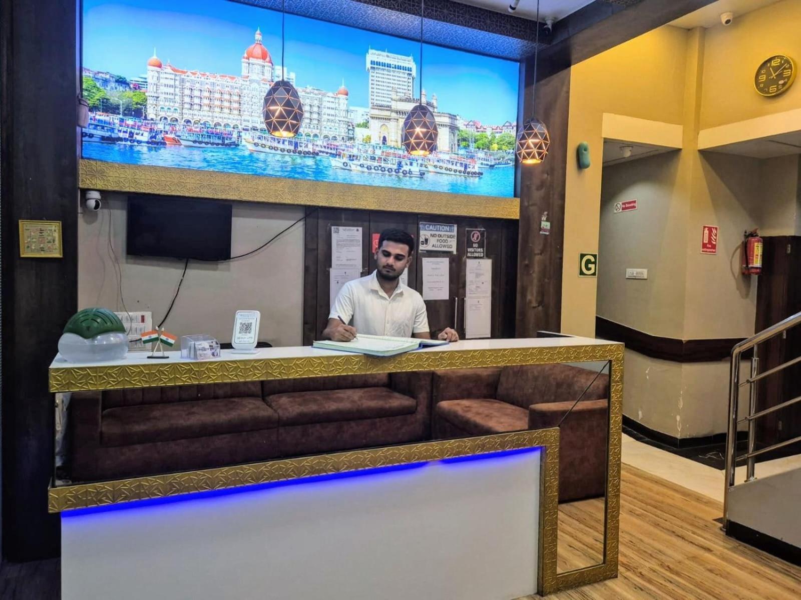 Hotel Blue Terminal 뭄바이 외부 사진