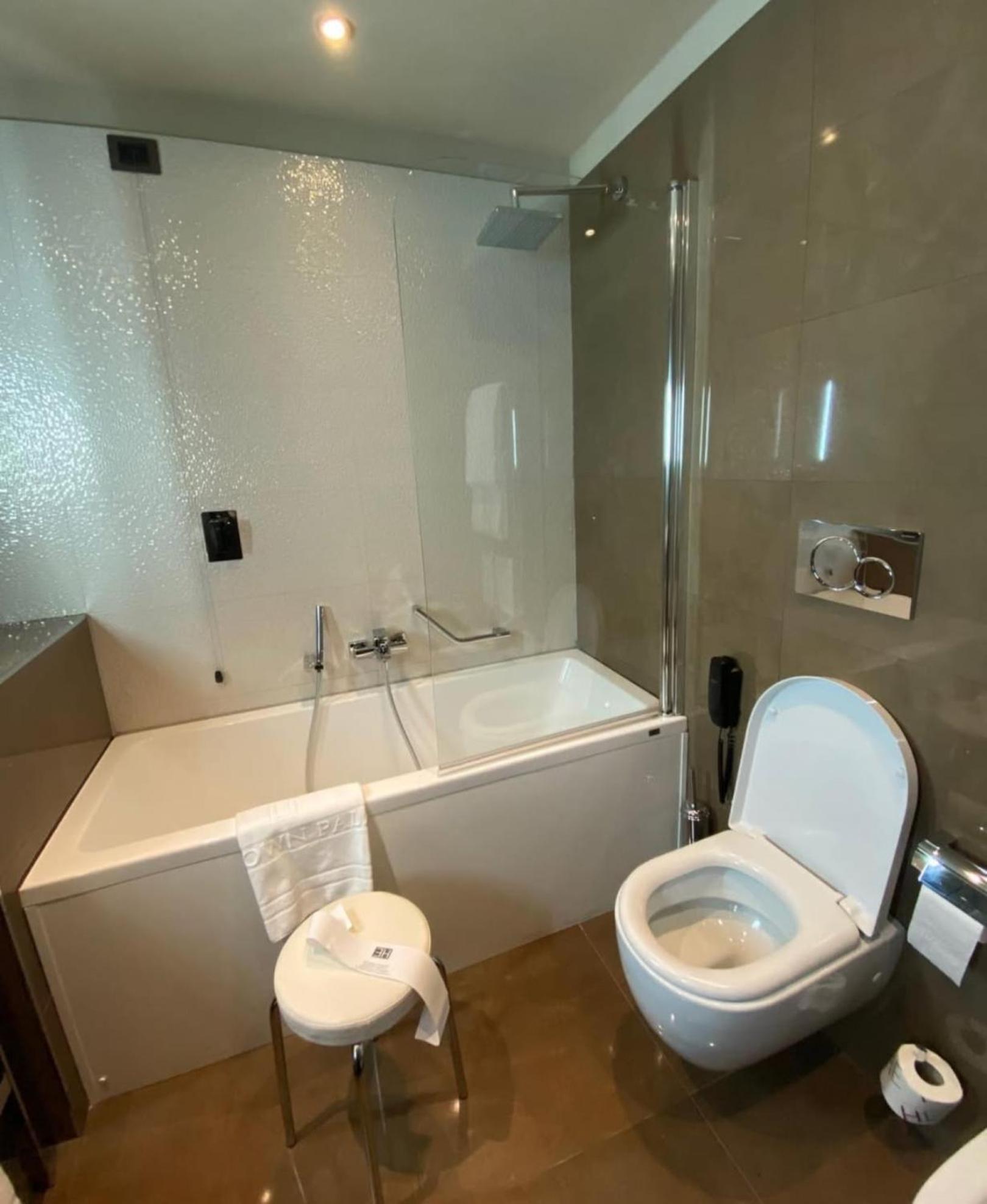 Hotel Blue Terminal 뭄바이 외부 사진